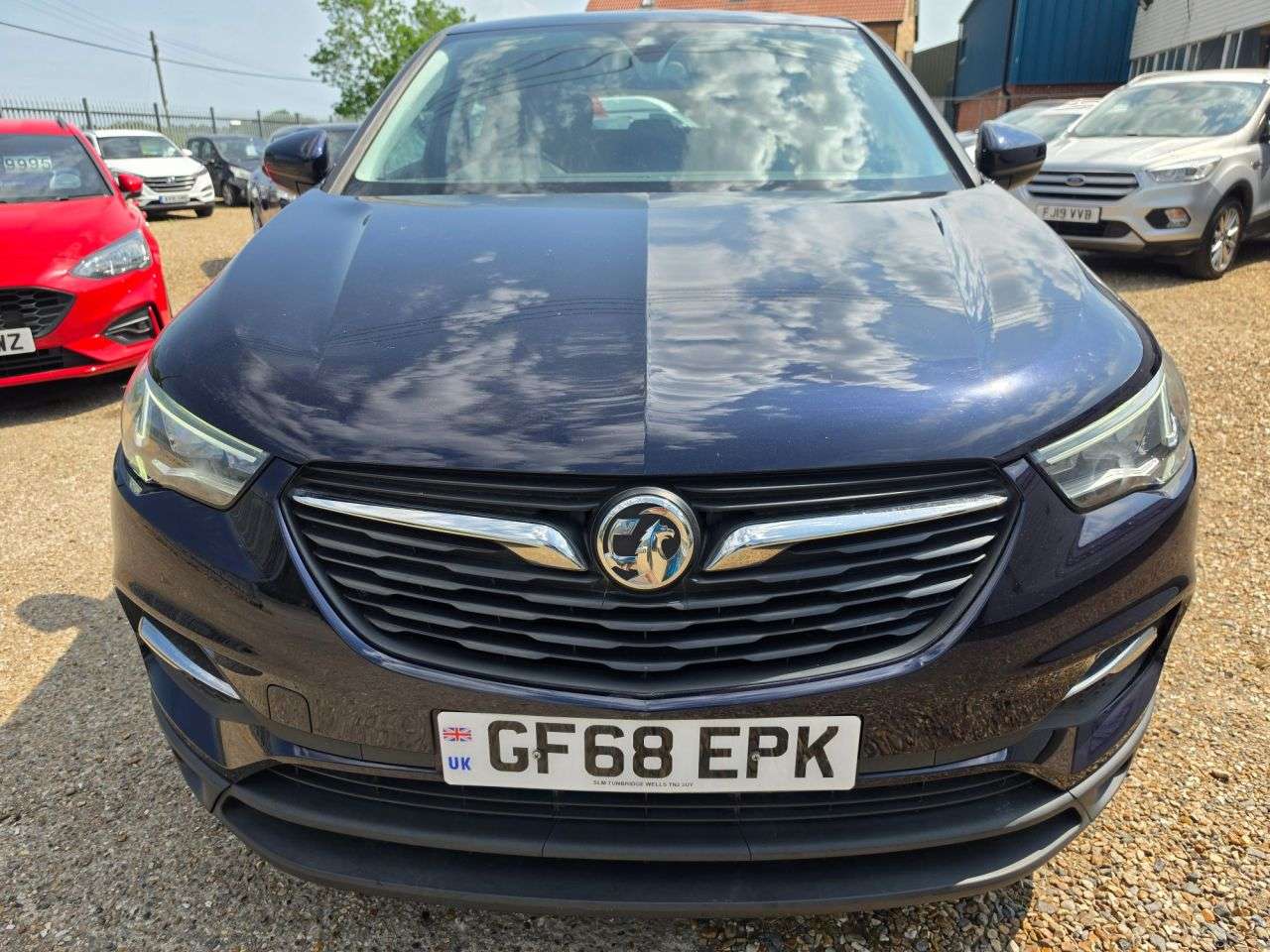 A 2018 VAUXHALL GRANDLAND X 1.2 Turbo GPF SE SUV 5dr Petrol Manual Euro 6 (s/s) (130 ps) AUTO LIGHTS + A 2018 VAUXHALL GRANDLAND X 1.2 Turbo GPF SE SUV 5dr Petrol Manual Euro 6 (s/s) (130 ps) AUTO LIGHTS +