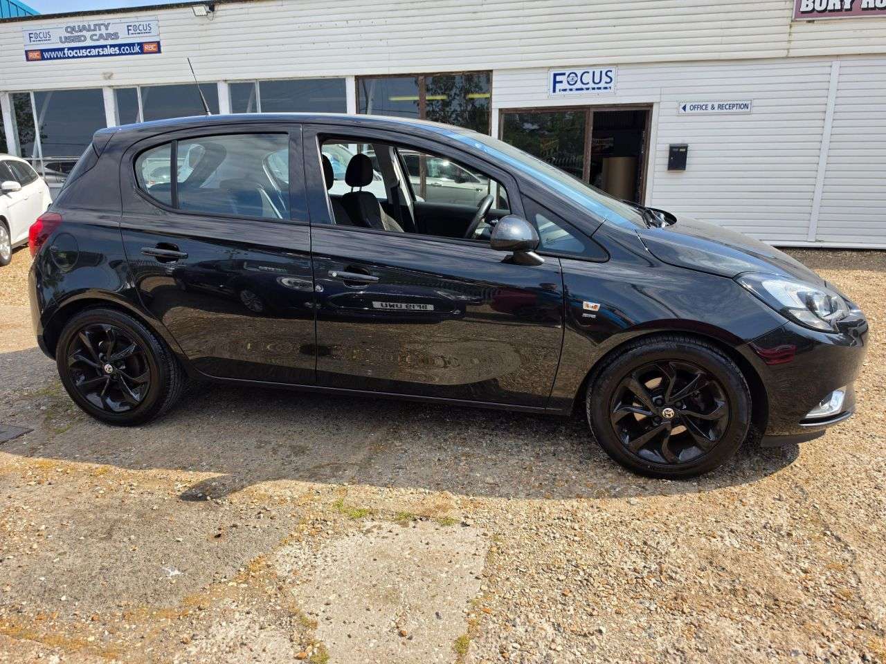 A 2015 VAUXHALL CORSA 1.4i ecoFLEX SRi Hatchback 5dr Petrol Manual Euro 6 (90 ps) LOW MILEAGE! DA A 2015 VAUXHALL CORSA 1.4i ecoFLEX SRi Hatchback 5dr Petrol Manual Euro 6 (90 ps) LOW MILEAGE! DA