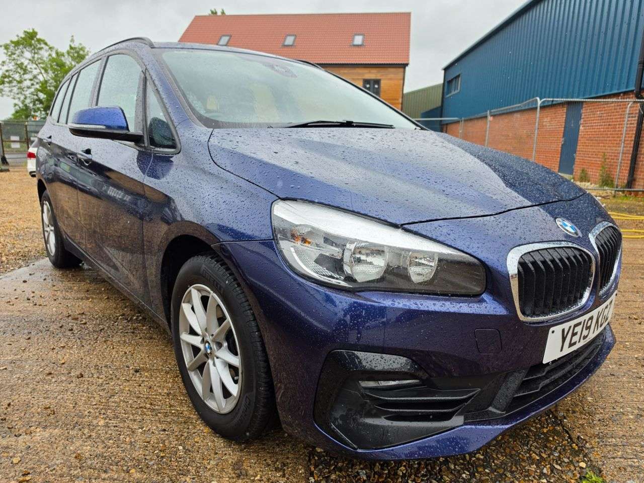 A 2019 BMW 2 SERIES GRAN TOURER 1.5 218i SE MPV 5dr Petrol Manual Euro 6 (s/s) (140 ps) 7 SEATS + CLIMATE + A 2019 BMW 2 SERIES GRAN TOURER 1.5 218i SE MPV 5dr Petrol Manual Euro 6 (s/s) (140 ps) 7 SEATS + CLIMATE +