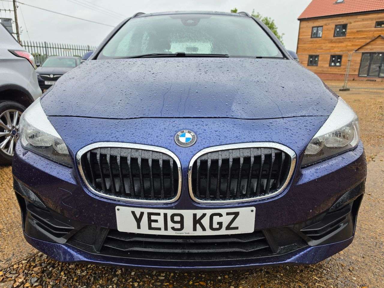 A 2019 BMW 2 SERIES GRAN TOURER 1.5 218i SE MPV 5dr Petrol Manual Euro 6 (s/s) (140 ps) 7 SEATS + CLIMATE + A 2019 BMW 2 SERIES GRAN TOURER 1.5 218i SE MPV 5dr Petrol Manual Euro 6 (s/s) (140 ps) 7 SEATS + CLIMATE +