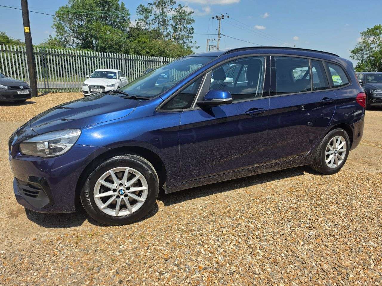 A 2019 BMW 2 SERIES GRAN TOURER 1.5 218i SE MPV 5dr Petrol Manual Euro 6 (s/s) (140 ps) 7 SEATS + CLIMATE + A 2019 BMW 2 SERIES GRAN TOURER 1.5 218i SE MPV 5dr Petrol Manual Euro 6 (s/s) (140 ps) 7 SEATS + CLIMATE +
