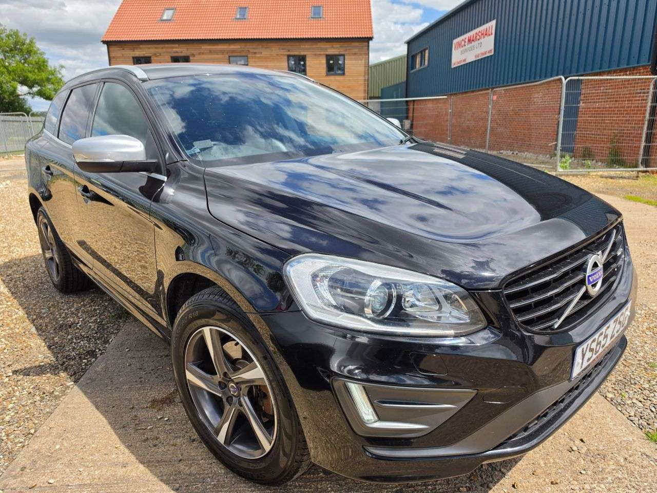 2016 VOLVO XC60 2016 VOLVO XC60