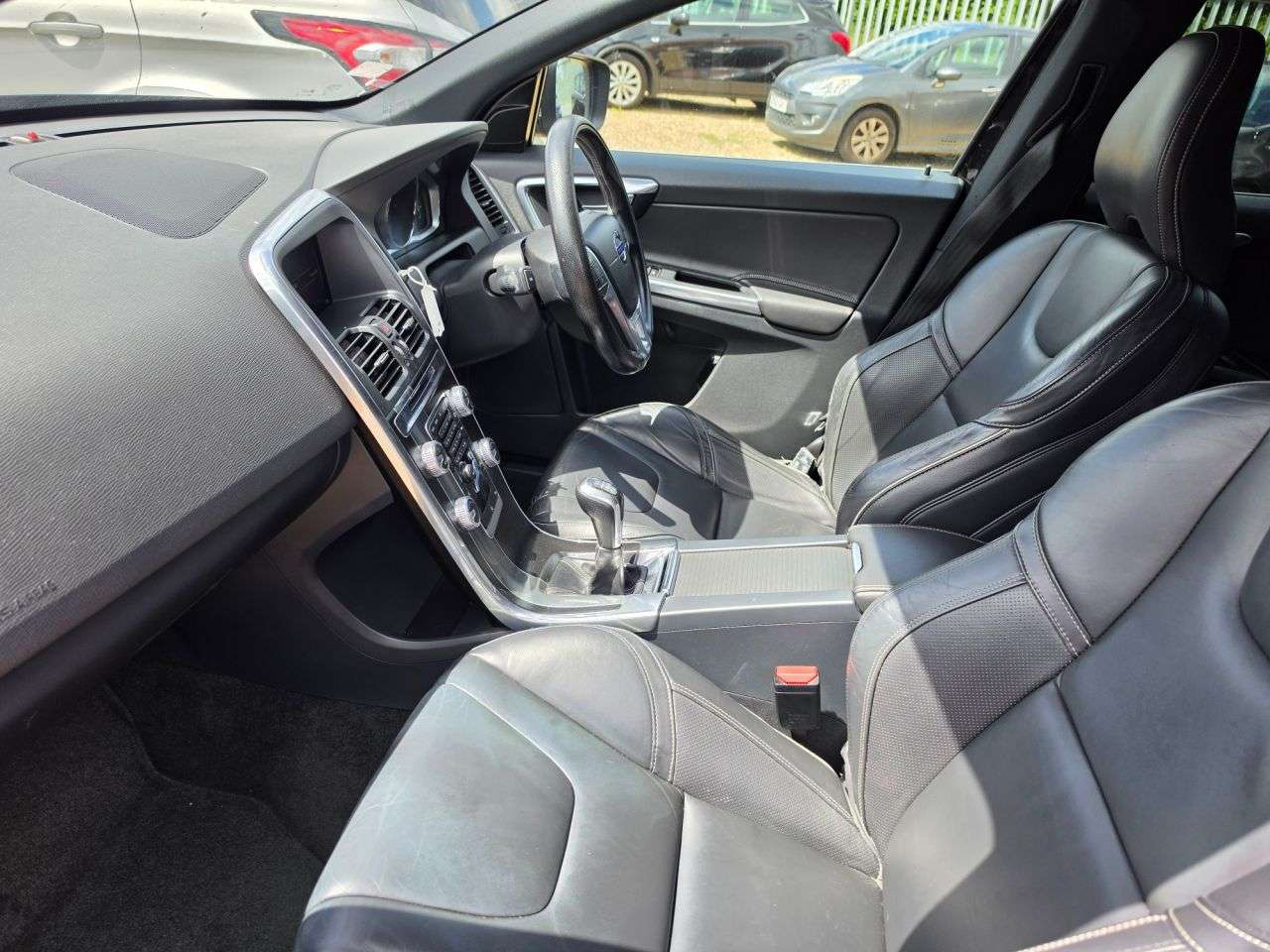 2016 VOLVO XC60 2016 VOLVO XC60