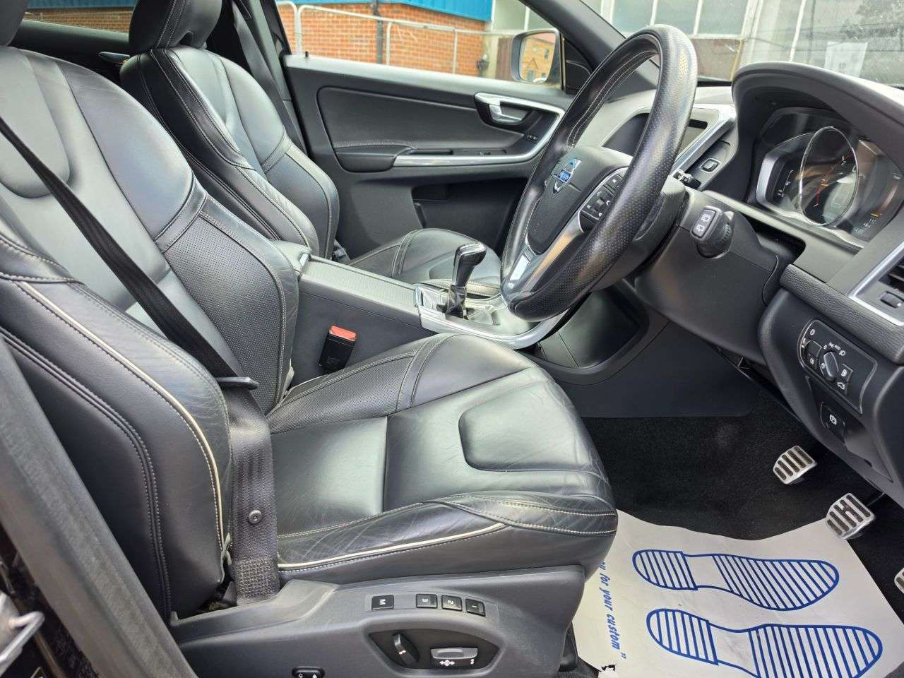 2016 VOLVO XC60 2016 VOLVO XC60