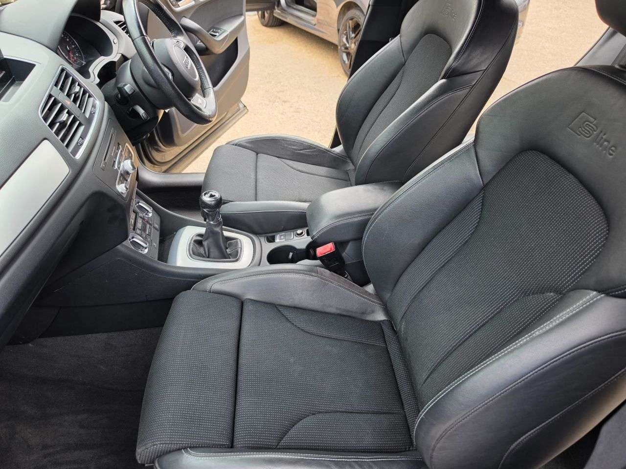 2013 AUDI Q3 2013 AUDI Q3