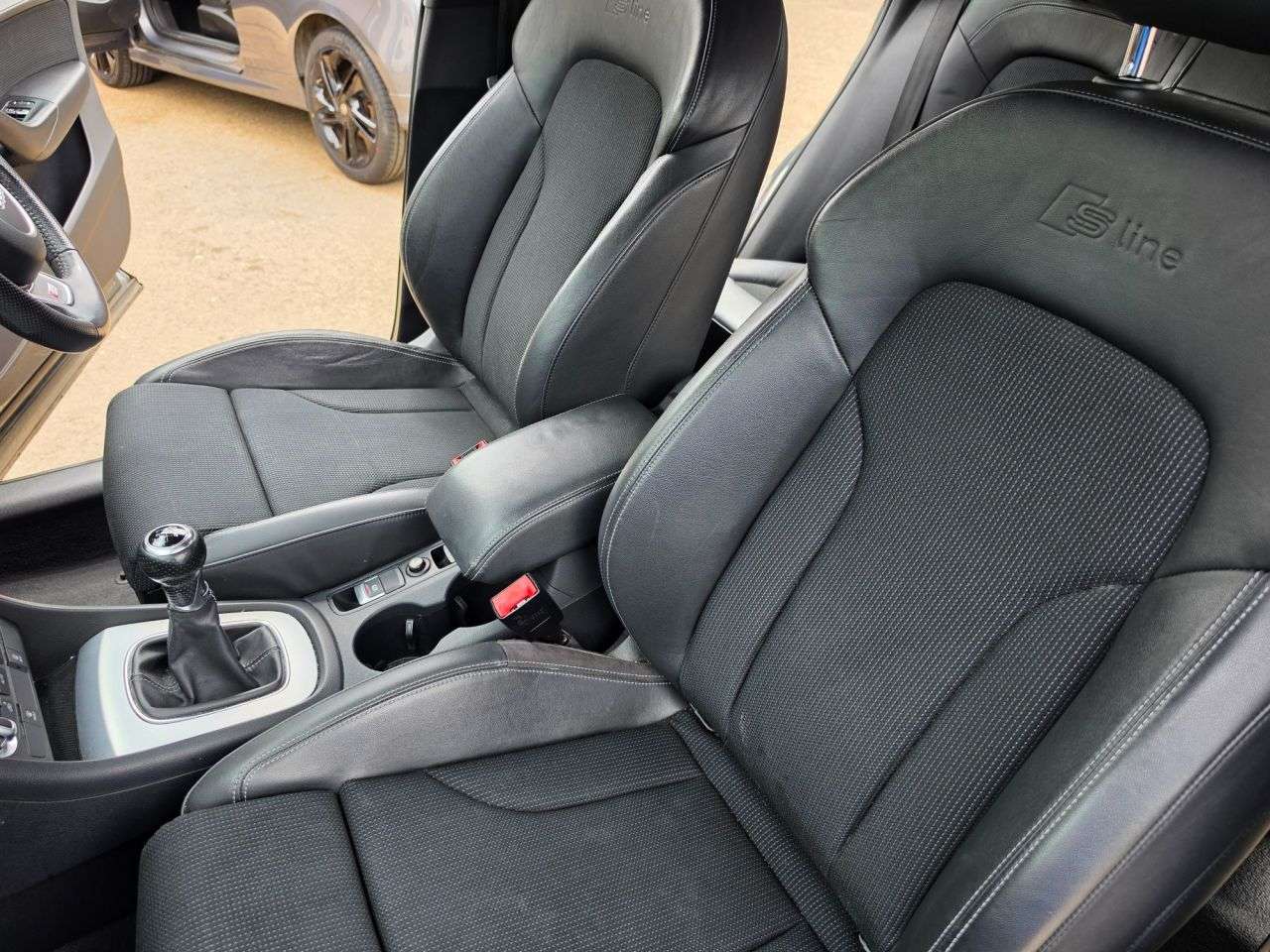 2013 AUDI Q3 2013 AUDI Q3