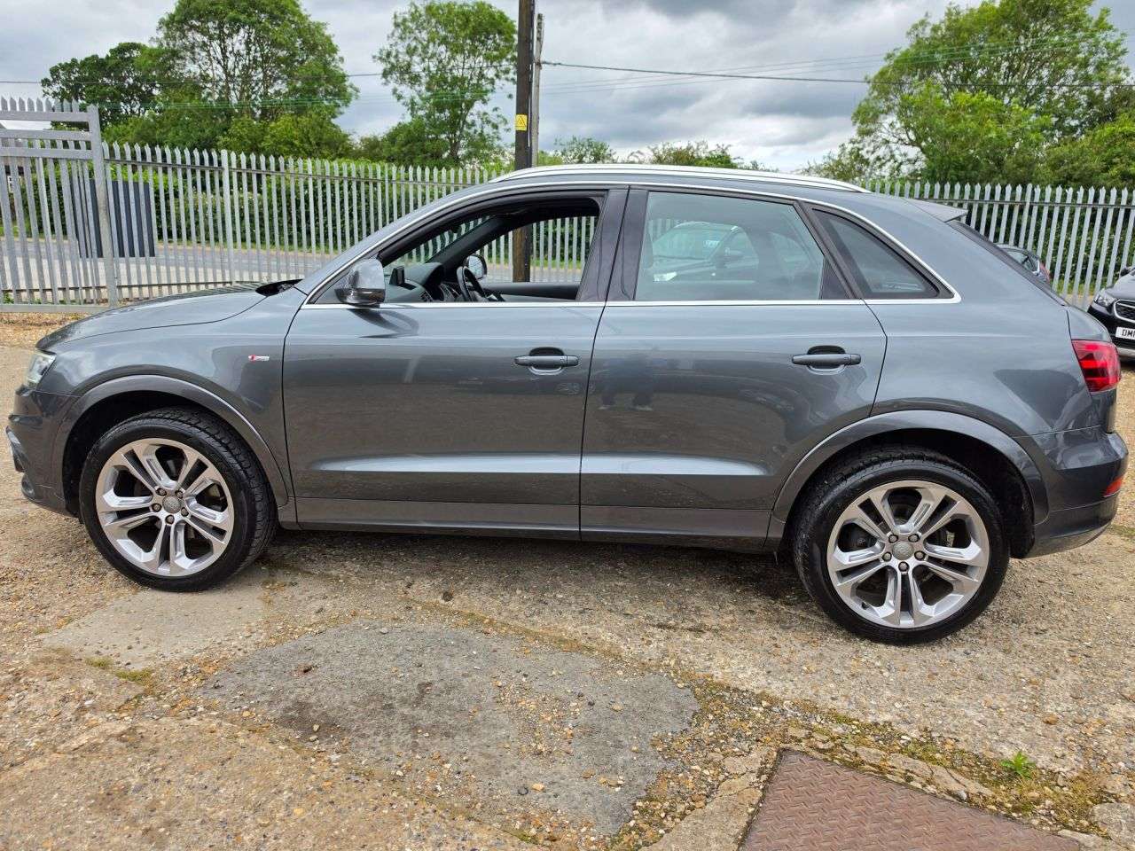2013 AUDI Q3 2013 AUDI Q3