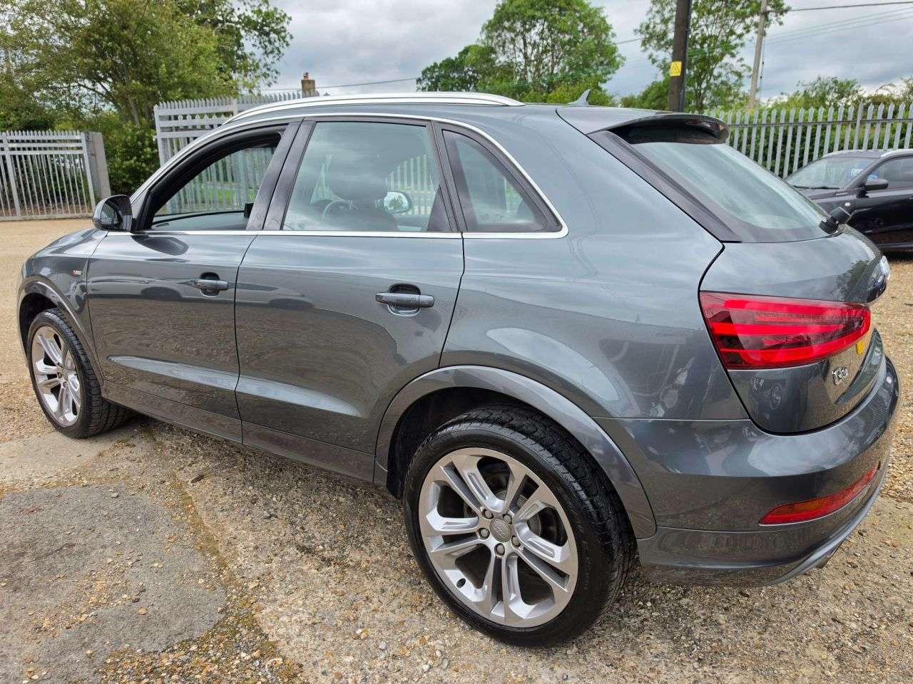 2013 AUDI Q3 2013 AUDI Q3