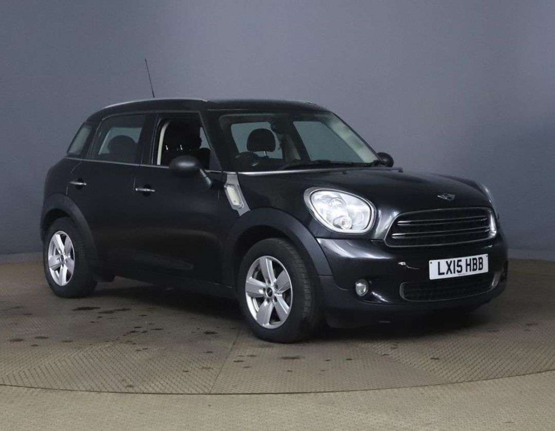 A 2015 MINI COUNTRYMAN 1.6 One SUV 5dr Petrol Auto Euro 6 (98 ps) LOW MILEAGE PETROL AUTOMATIC A 2015 MINI COUNTRYMAN 1.6 One SUV 5dr Petrol Auto Euro 6 (98 ps) LOW MILEAGE PETROL AUTOMATIC