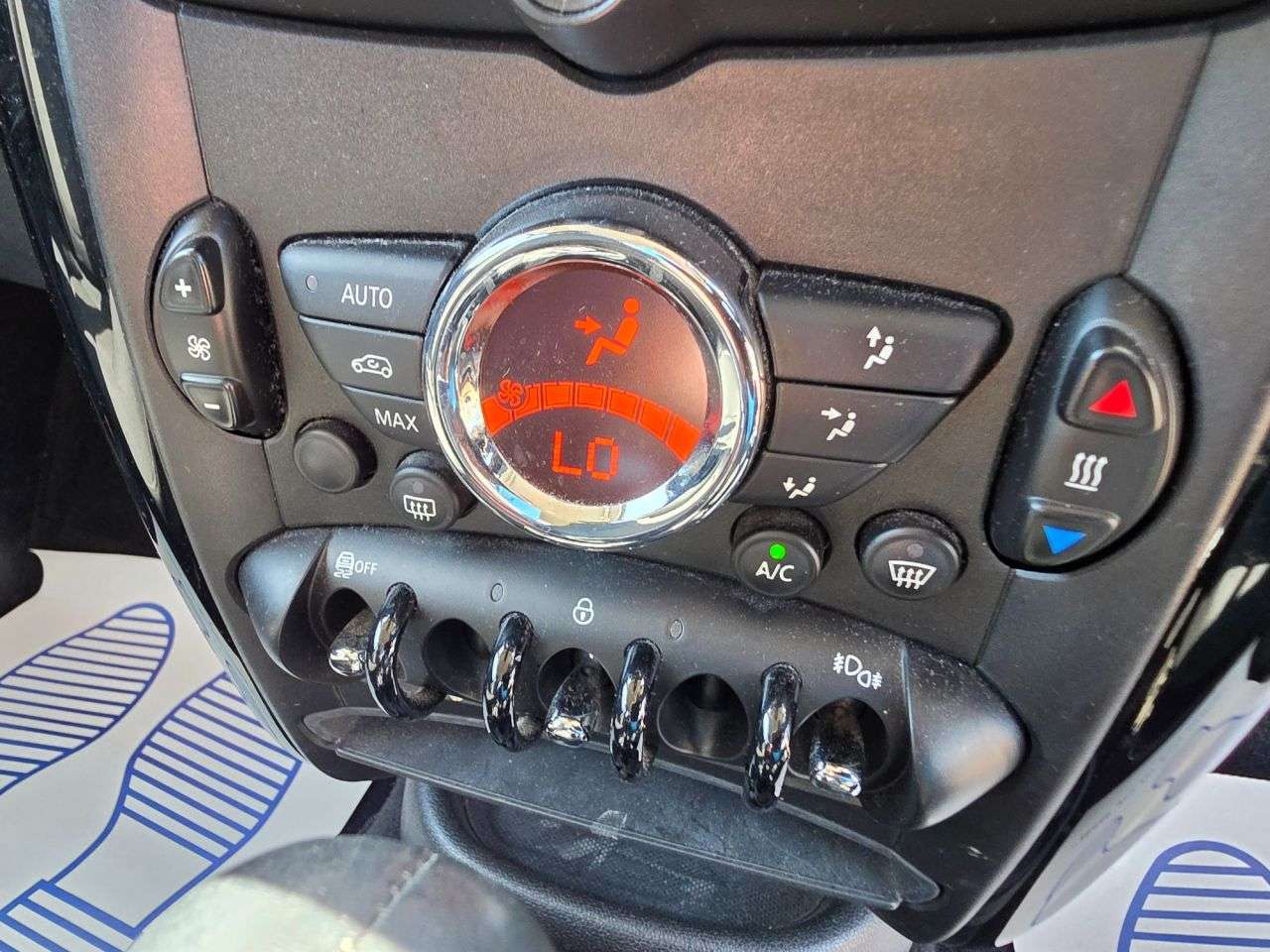2015 MINI COUNTRYMAN 2015 MINI COUNTRYMAN