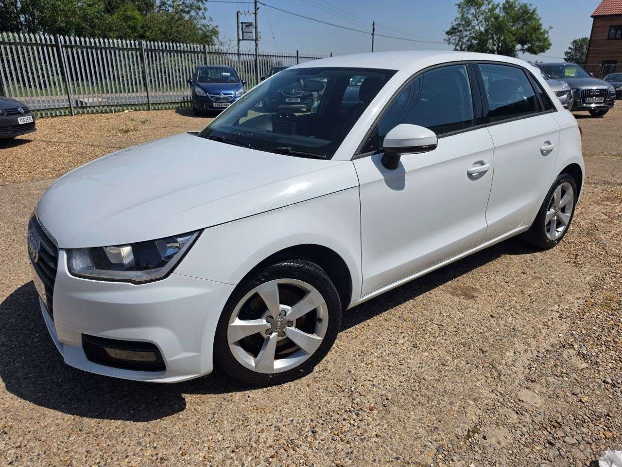 A 2015 AUDI A1 1.4 TFSI Sport Sportback 5dr Petrol Manual Euro 6 (s/s) (125 ps) WHITE + 5 A 2015 AUDI A1 1.4 TFSI Sport Sportback 5dr Petrol Manual Euro 6 (s/s) (125 ps) WHITE + 5