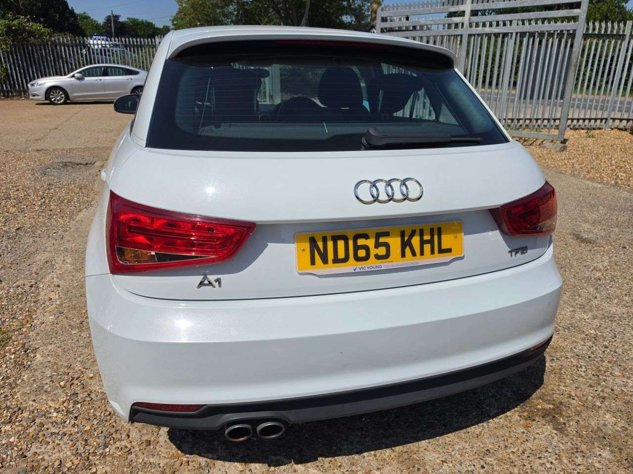 2015 AUDI A1 2015 AUDI A1