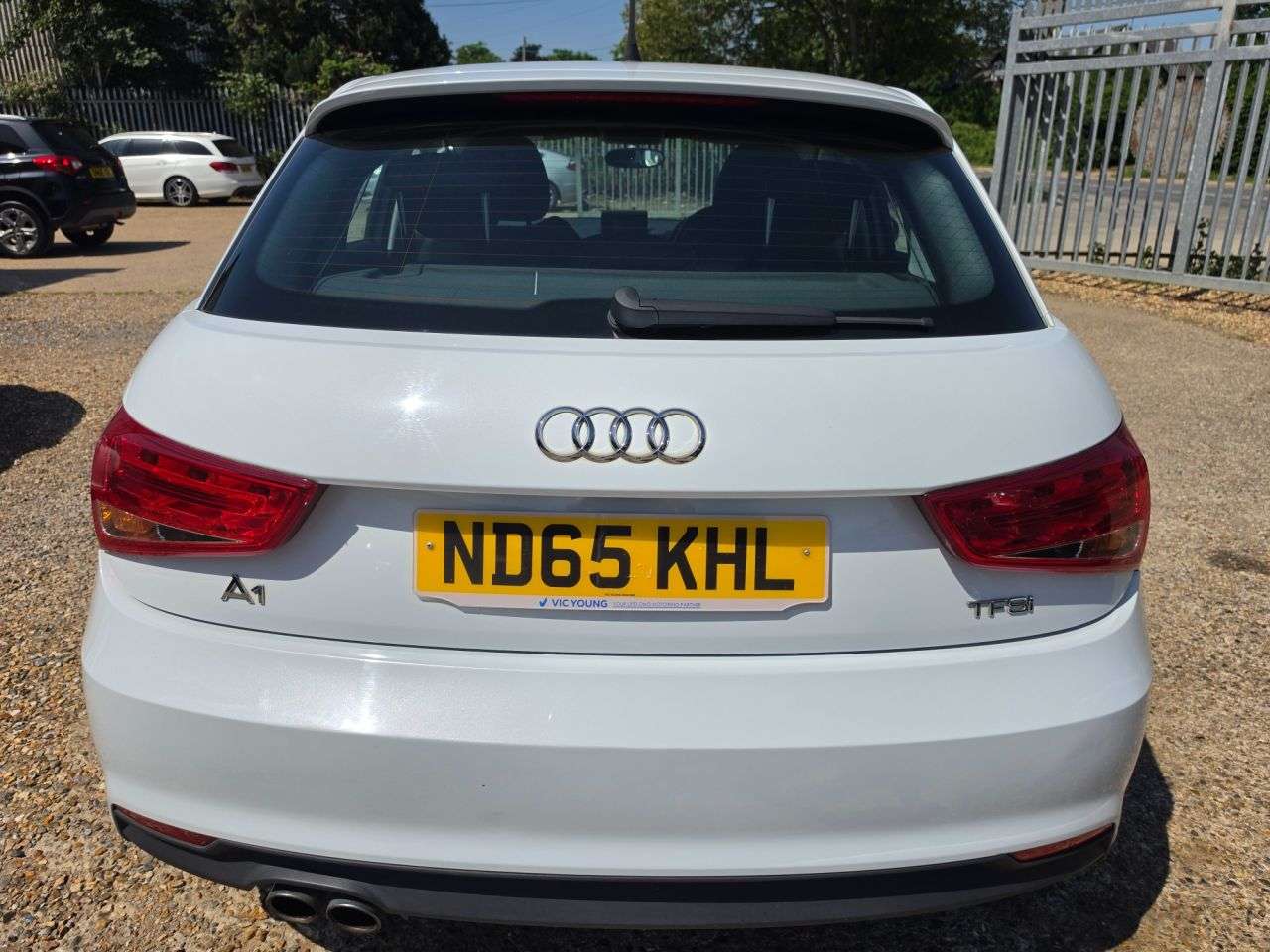 2015 AUDI A1 2015 AUDI A1