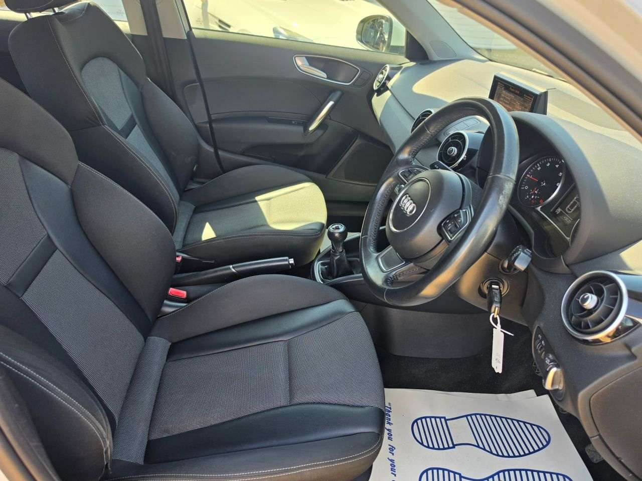 2015 AUDI A1 2015 AUDI A1