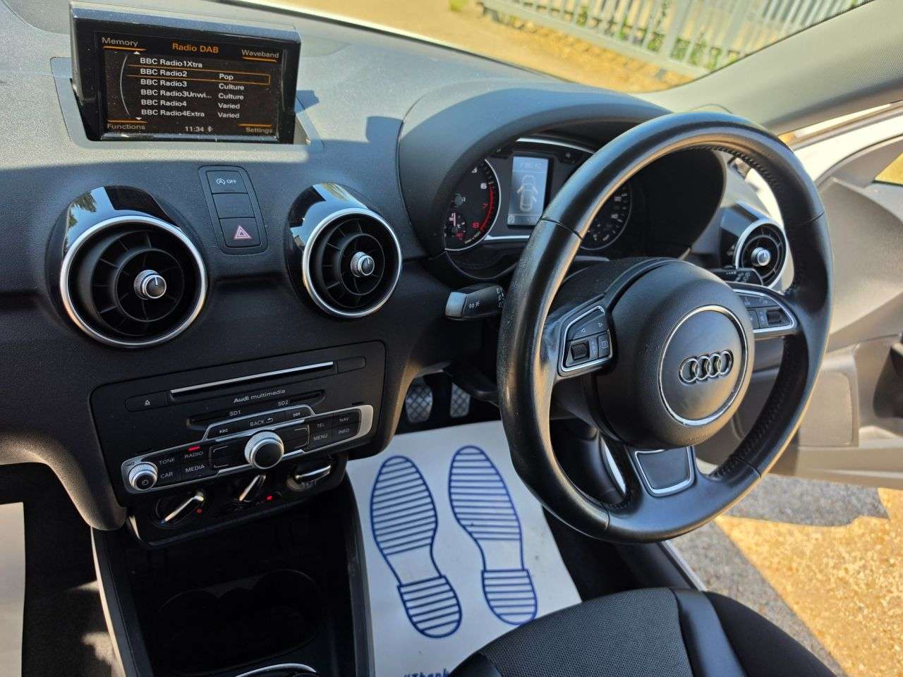 2015 AUDI A1 2015 AUDI A1