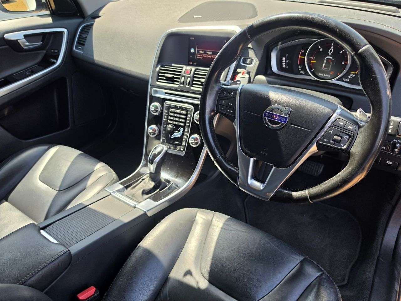 2017 VOLVO XC60 2017 VOLVO XC60