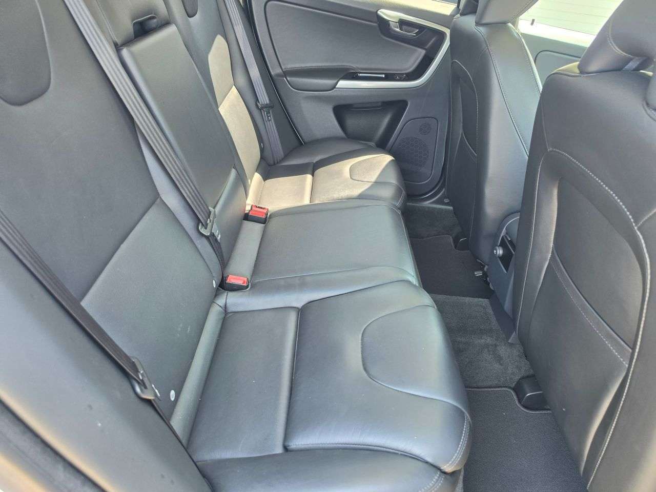 2017 VOLVO XC60 2017 VOLVO XC60