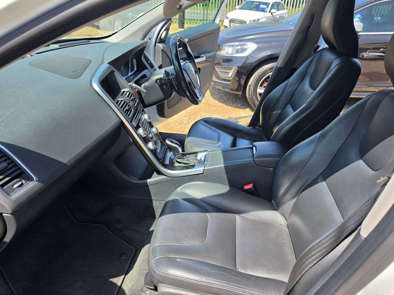 2017 VOLVO XC60 2017 VOLVO XC60