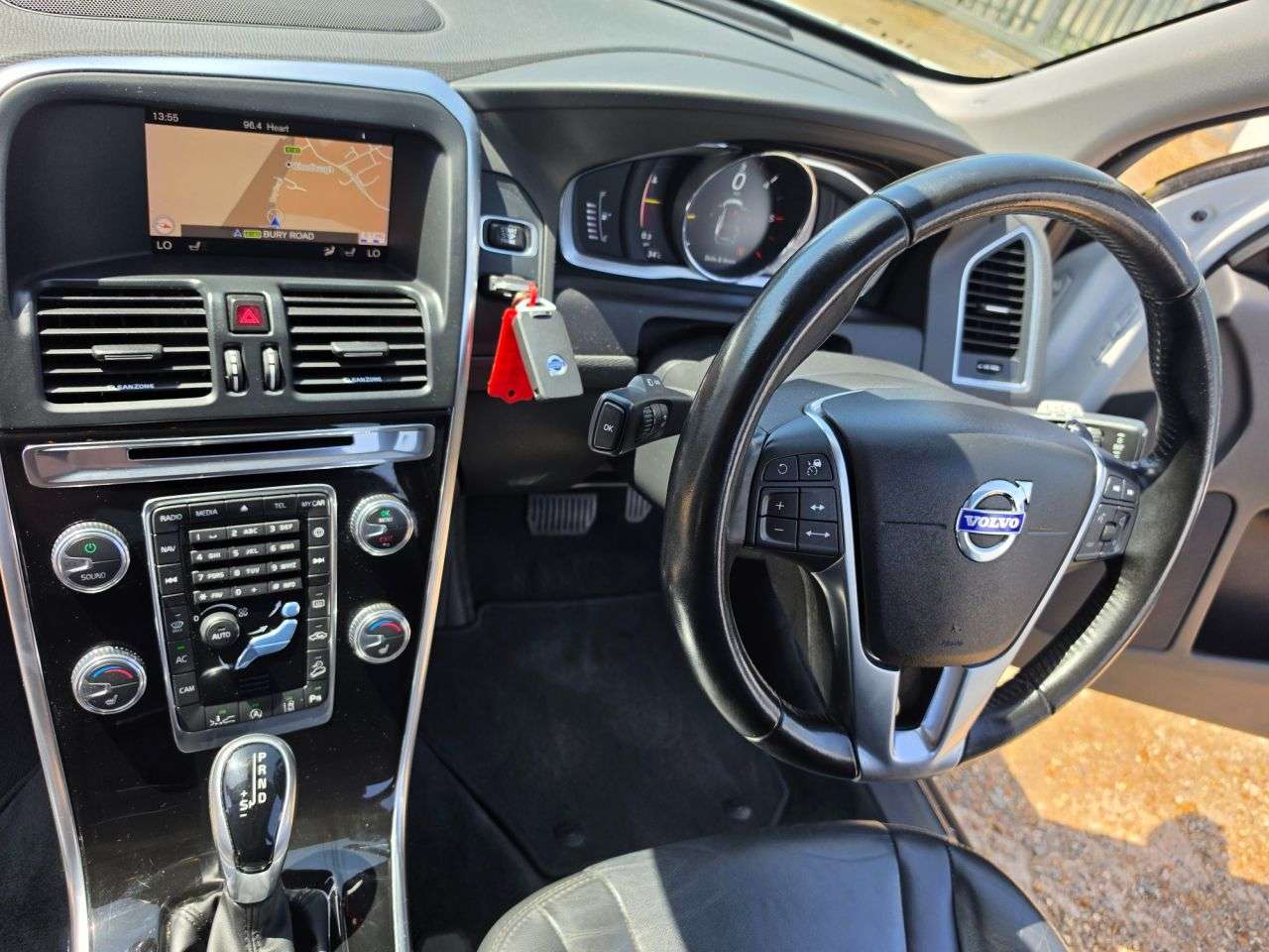 2017 VOLVO XC60 2017 VOLVO XC60