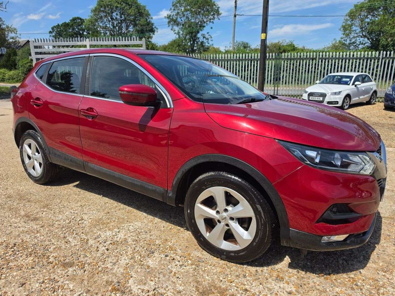 A 2019 NISSAN QASHQAI 1.3 DIG-T Acenta Premium SUV 5dr Petrol Manual Euro 6 (s/s) (140 ps) CAMERA A 2019 NISSAN QASHQAI 1.3 DIG-T Acenta Premium SUV 5dr Petrol Manual Euro 6 (s/s) (140 ps) CAMERA