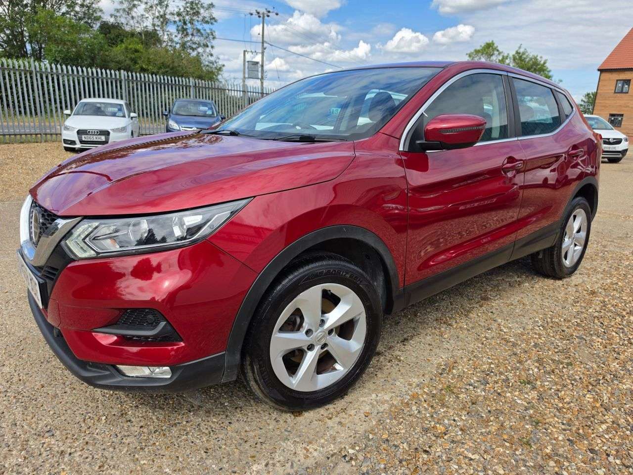 A 2019 NISSAN QASHQAI 1.3 DIG-T Acenta Premium SUV 5dr Petrol Manual Euro 6 (s/s) (140 ps) CAMERA A 2019 NISSAN QASHQAI 1.3 DIG-T Acenta Premium SUV 5dr Petrol Manual Euro 6 (s/s) (140 ps) CAMERA