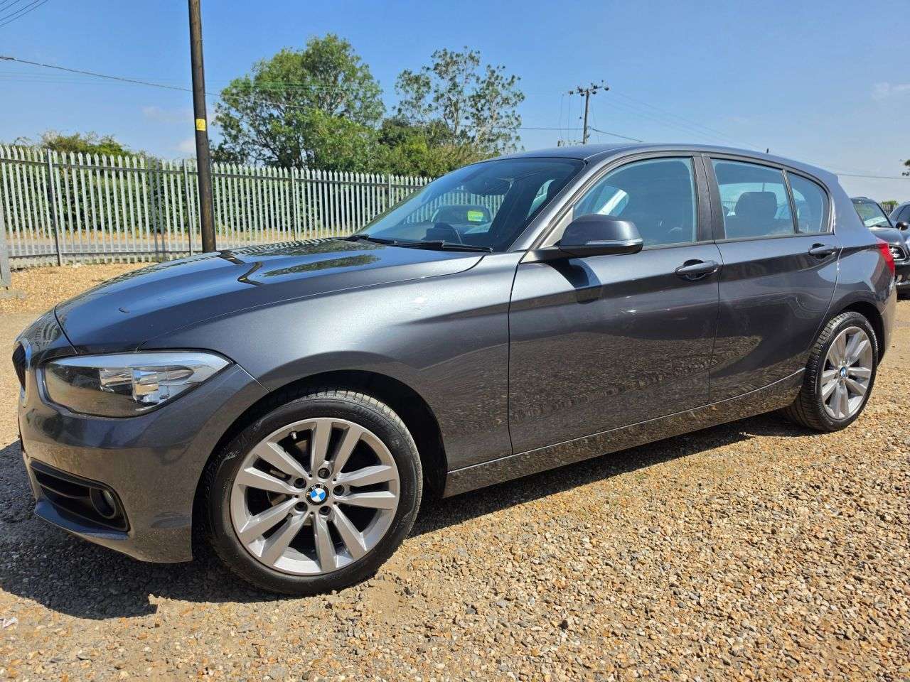 A 2017 BMW 1 SERIES 1.5 116d Sport Hatchback 5dr Diesel Manual Euro 6 (s/s) (116 ps) SATNAV + £ A 2017 BMW 1 SERIES 1.5 116d Sport Hatchback 5dr Diesel Manual Euro 6 (s/s) (116 ps) SATNAV + £