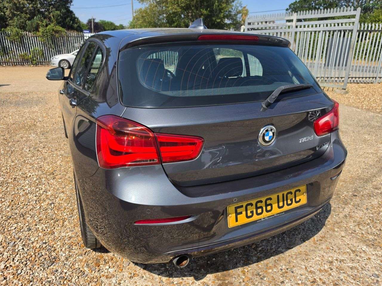 2017 BMW 1 SERIES 2017 BMW 1 SERIES