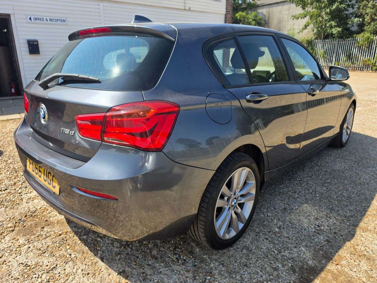 2017 BMW 1 SERIES 2017 BMW 1 SERIES