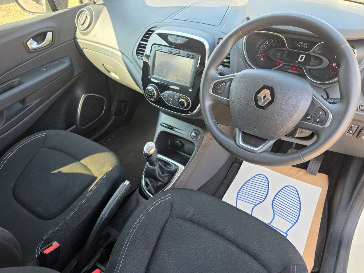 2018 RENAULT CAPTUR 2018 RENAULT CAPTUR