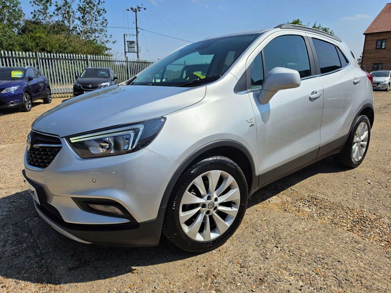 A 2017 VAUXHALL MOKKA X 1.6i Elite SUV 5dr Petrol Manual Euro 6 (s/s) (115 ps) DUAL ZONE AUTO CLIMA A 2017 VAUXHALL MOKKA X 1.6i Elite SUV 5dr Petrol Manual Euro 6 (s/s) (115 ps) DUAL ZONE AUTO CLIMA