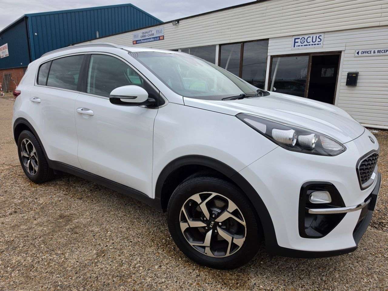 A 2019 KIA SPORTAGE 1.6 GDi 2 SUV 5dr Petrol Manual Euro 6 (s/s) (130 bhp) REVERSE CAMERA + NAV A 2019 KIA SPORTAGE 1.6 GDi 2 SUV 5dr Petrol Manual Euro 6 (s/s) (130 bhp) REVERSE CAMERA + NAV