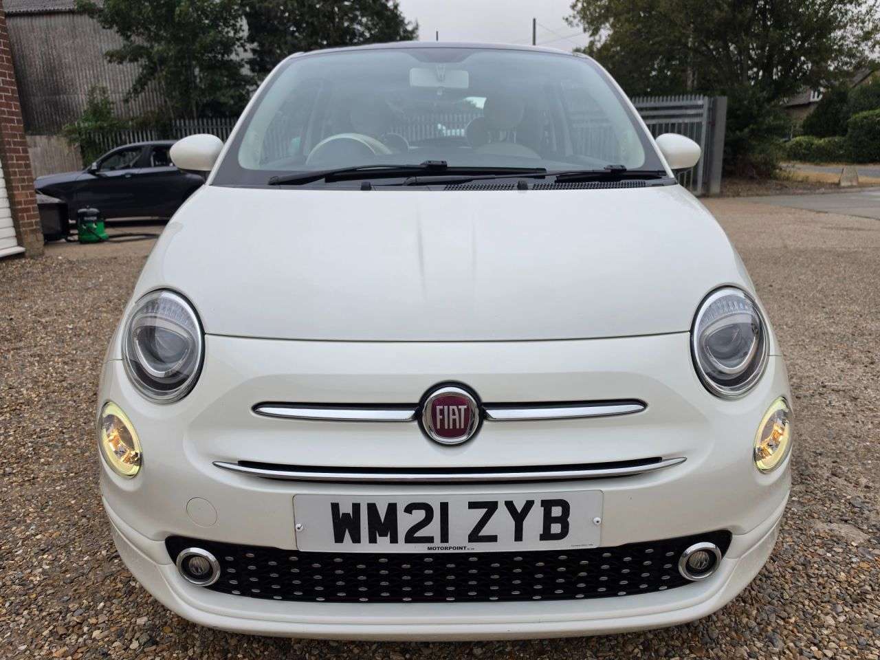 A 2021 FIAT 500 1.0 MHEV Lounge Hatchback 3dr Petrol Manual Euro 6 (s/s) (70 bhp) PANORAMIC A 2021 FIAT 500 1.0 MHEV Lounge Hatchback 3dr Petrol Manual Euro 6 (s/s) (70 bhp) PANORAMIC