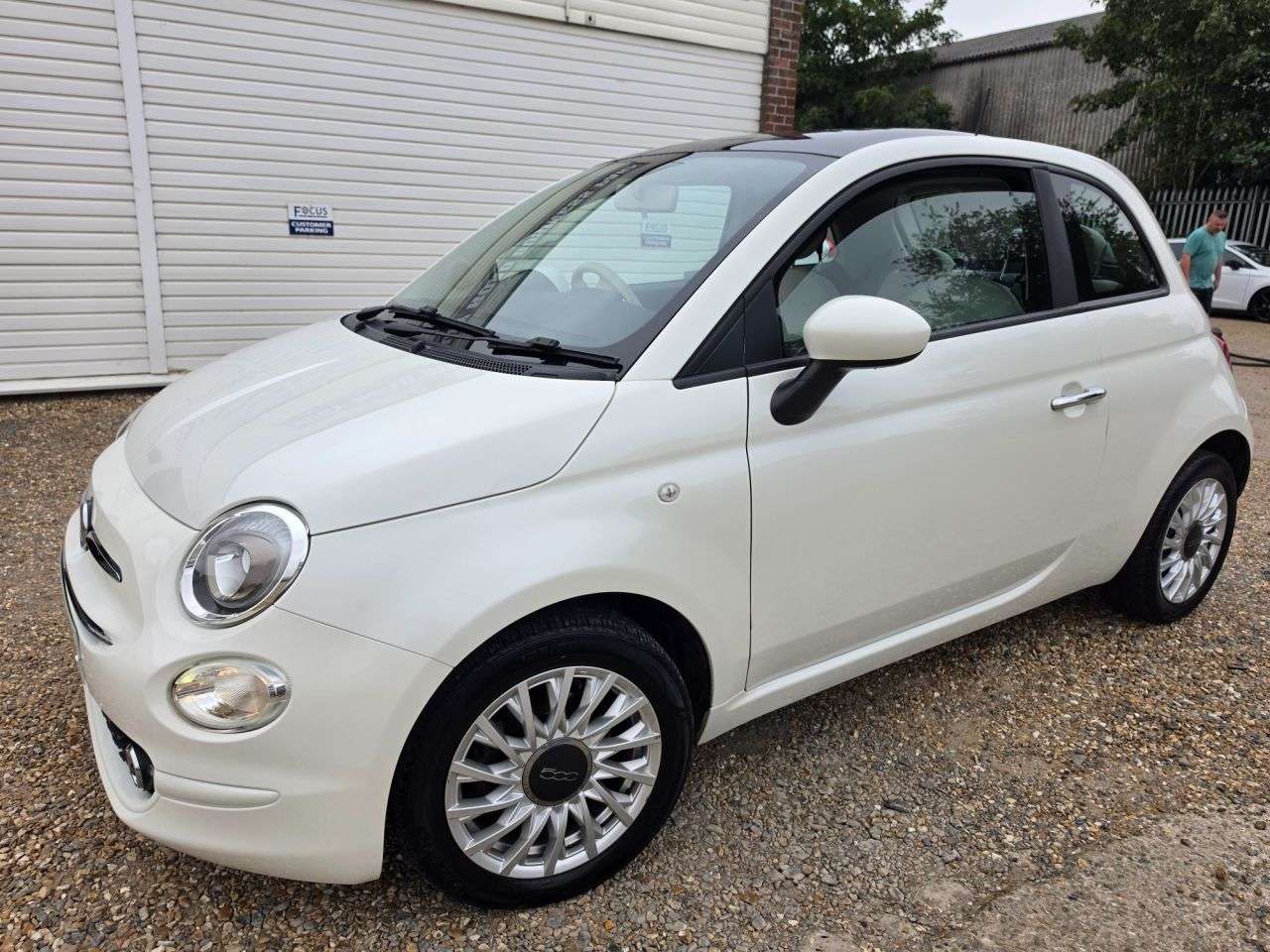 A 2021 FIAT 500 1.0 MHEV Lounge Hatchback 3dr Petrol Manual Euro 6 (s/s) (70 bhp) PANORAMIC A 2021 FIAT 500 1.0 MHEV Lounge Hatchback 3dr Petrol Manual Euro 6 (s/s) (70 bhp) PANORAMIC