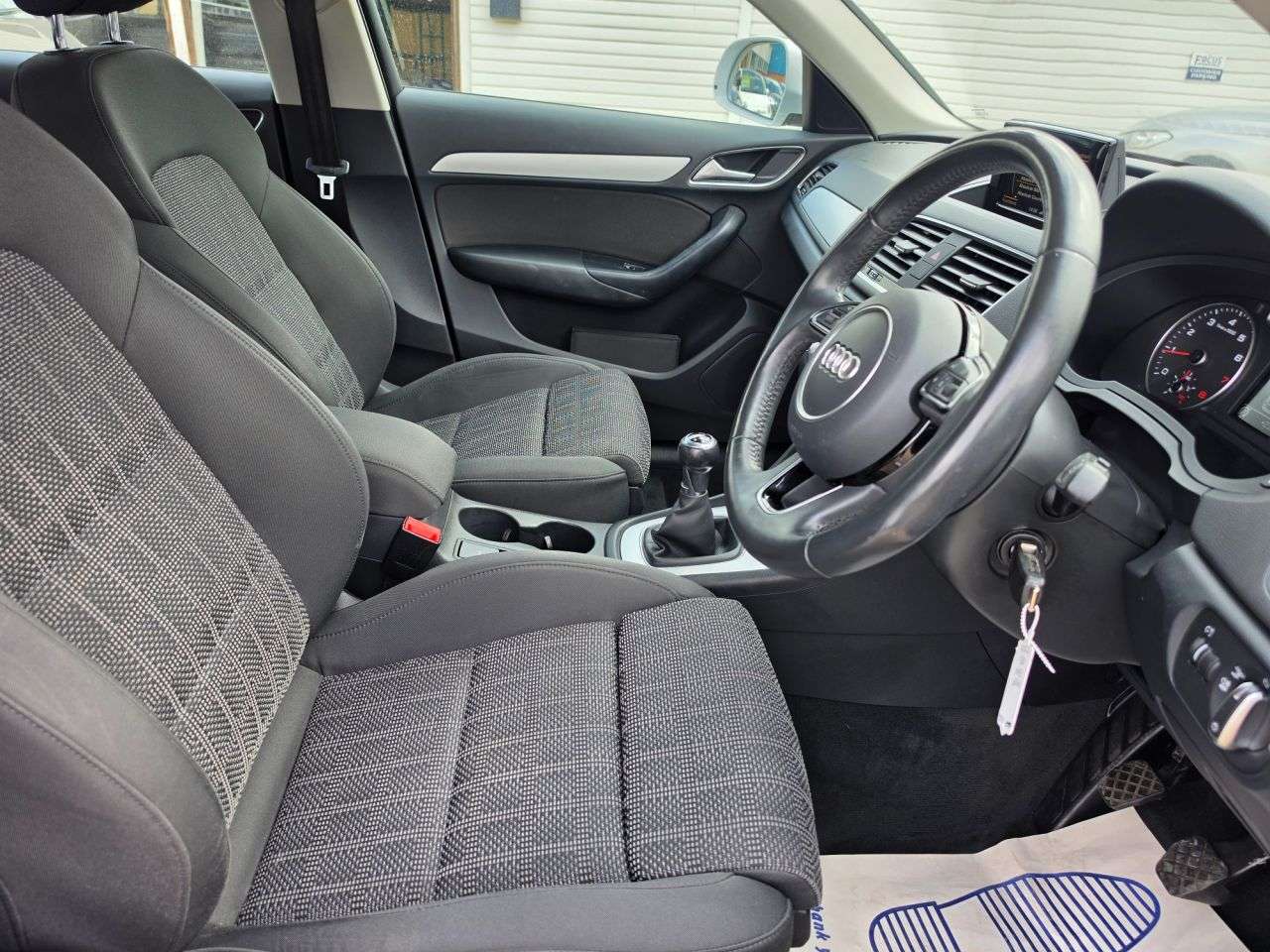 2017 AUDI Q3 2017 AUDI Q3