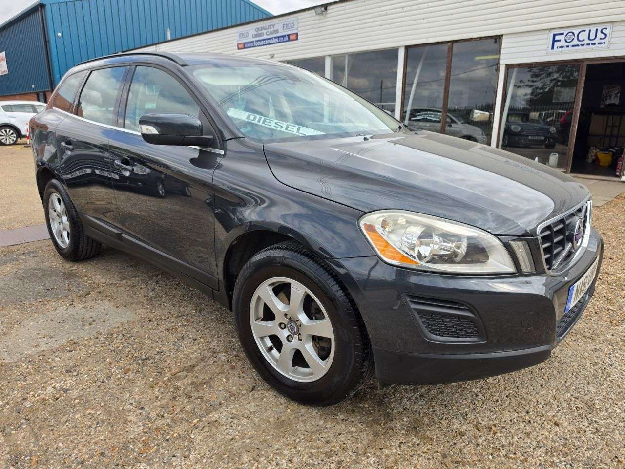 A 2011 VOLVO XC60 2.0 D3 DRIVe SE SUV 5dr Diesel Manual Euro 5 (s/s) (163 ps) EXCEPTIONAL EXA A 2011 VOLVO XC60 2.0 D3 DRIVe SE SUV 5dr Diesel Manual Euro 5 (s/s) (163 ps) EXCEPTIONAL EXA