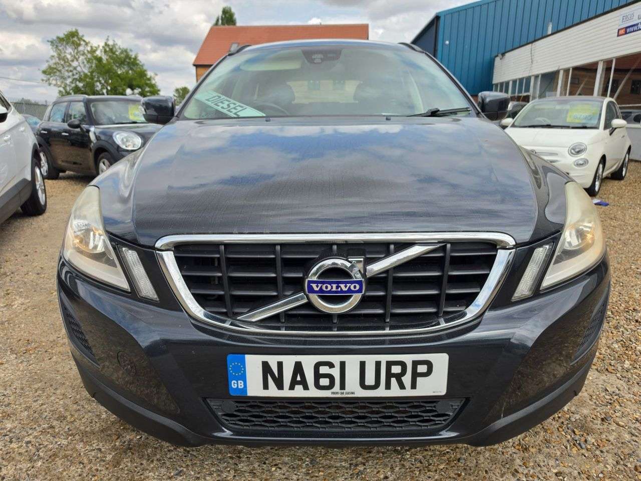 A 2011 VOLVO XC60 2.0 D3 DRIVe SE SUV 5dr Diesel Manual Euro 5 (s/s) (163 ps) EXCEPTIONAL EXA A 2011 VOLVO XC60 2.0 D3 DRIVe SE SUV 5dr Diesel Manual Euro 5 (s/s) (163 ps) EXCEPTIONAL EXA
