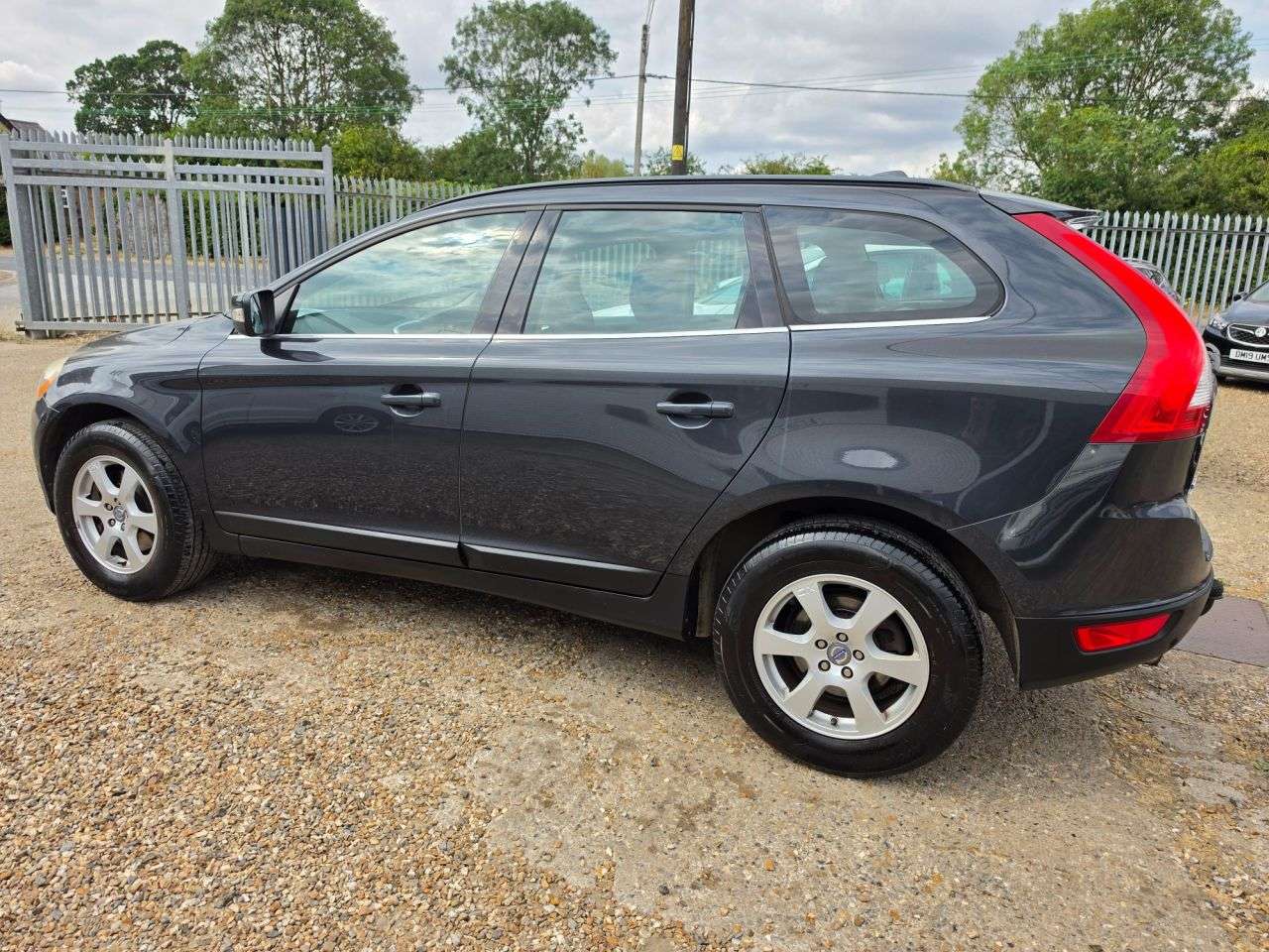 2011 VOLVO XC60 2011 VOLVO XC60