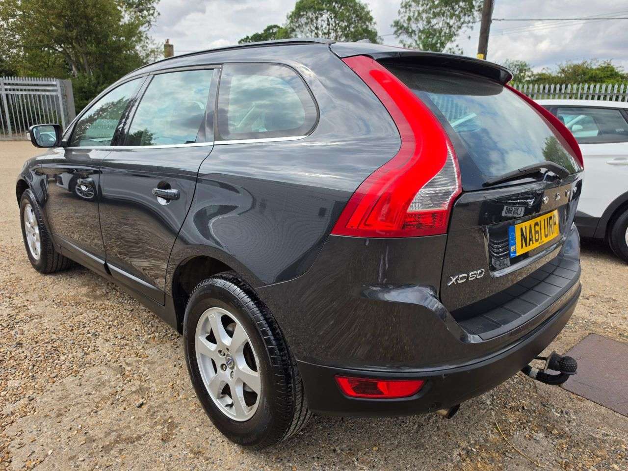 2011 VOLVO XC60 2011 VOLVO XC60