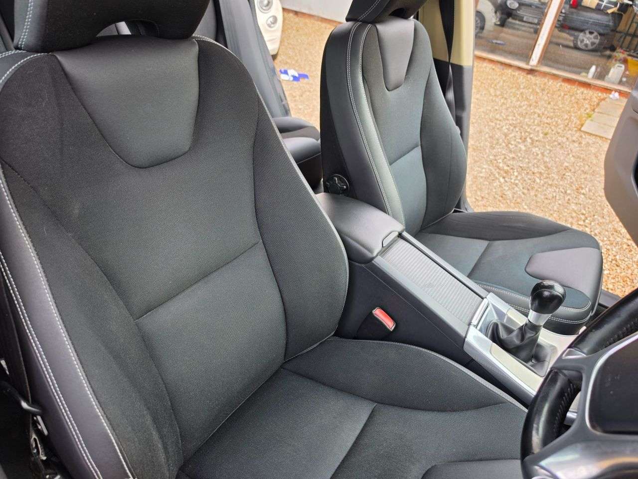 2011 VOLVO XC60 2011 VOLVO XC60