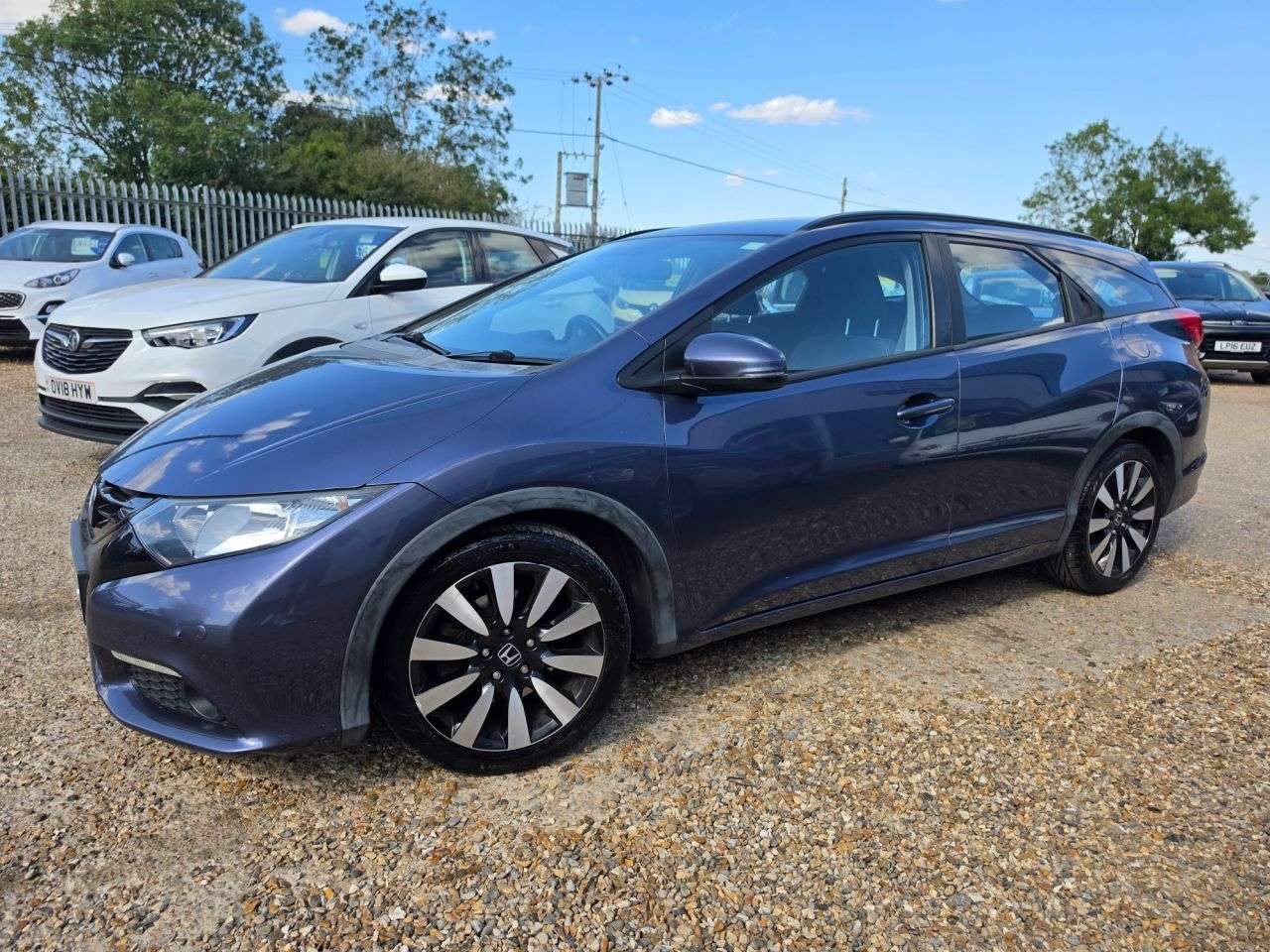 A 2014 HONDA CIVIC 1.8 i-VTEC SE Plus Tourer 5dr Petrol Manual Euro 5 (s/s) (142 ps) DUAL ZONE A 2014 HONDA CIVIC 1.8 i-VTEC SE Plus Tourer 5dr Petrol Manual Euro 5 (s/s) (142 ps) DUAL ZONE