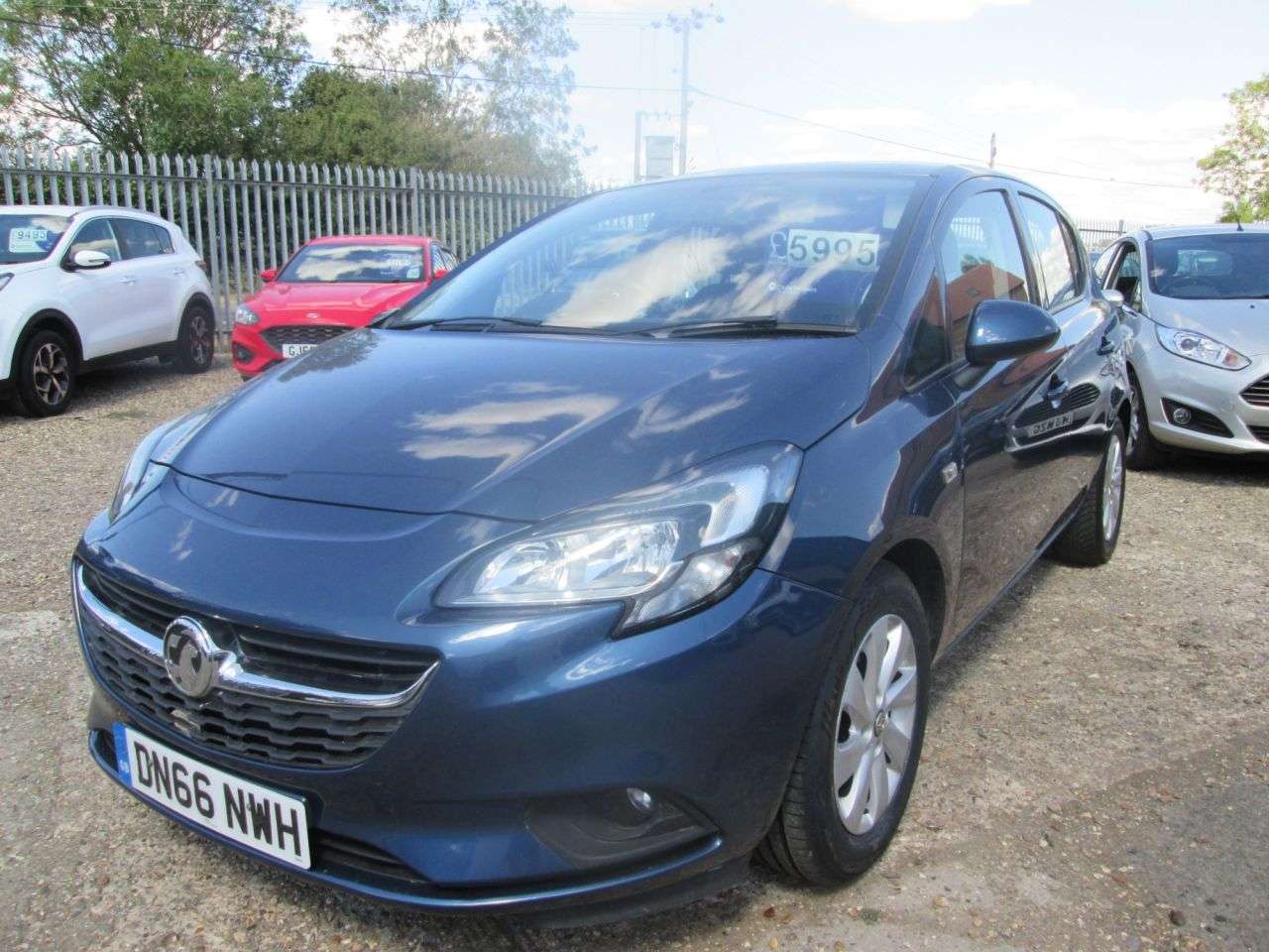 A 2016 VAUXHALL CORSA 1.4i ecoFLEX Design Hatchback 5dr Petrol Manual Euro 6 (90 ps) BLUETOOTH + A 2016 VAUXHALL CORSA 1.4i ecoFLEX Design Hatchback 5dr Petrol Manual Euro 6 (90 ps) BLUETOOTH +