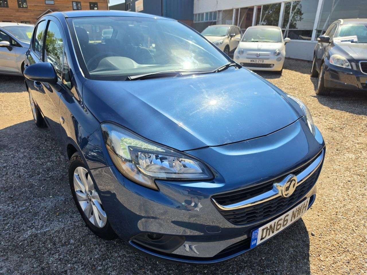 A 2016 VAUXHALL CORSA 1.4i ecoFLEX Design Hatchback 5dr Petrol Manual Euro 6 (90 ps) BLUETOOTH + A 2016 VAUXHALL CORSA 1.4i ecoFLEX Design Hatchback 5dr Petrol Manual Euro 6 (90 ps) BLUETOOTH +
