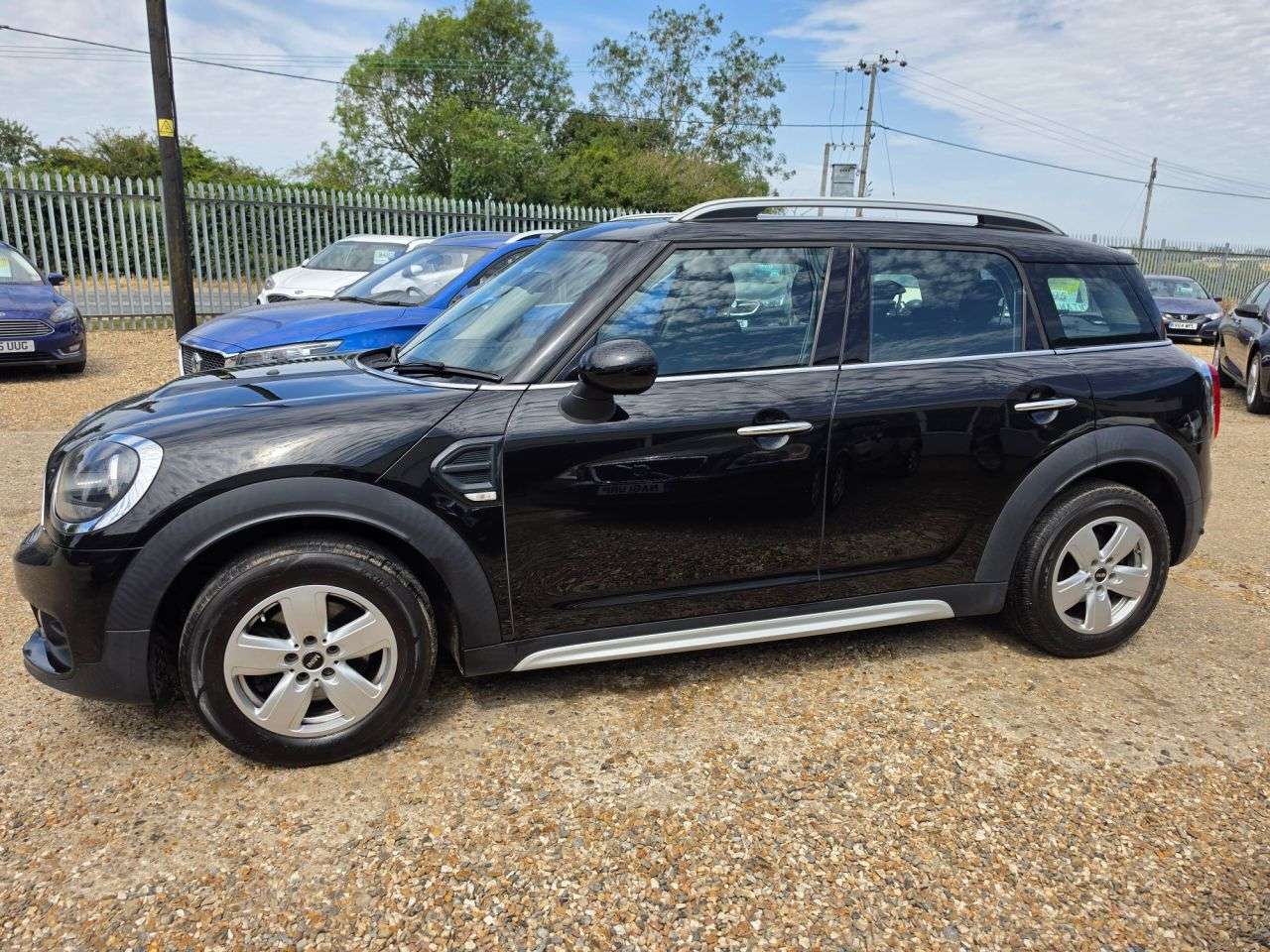 2017 MINI COUNTRYMAN 2017 MINI COUNTRYMAN