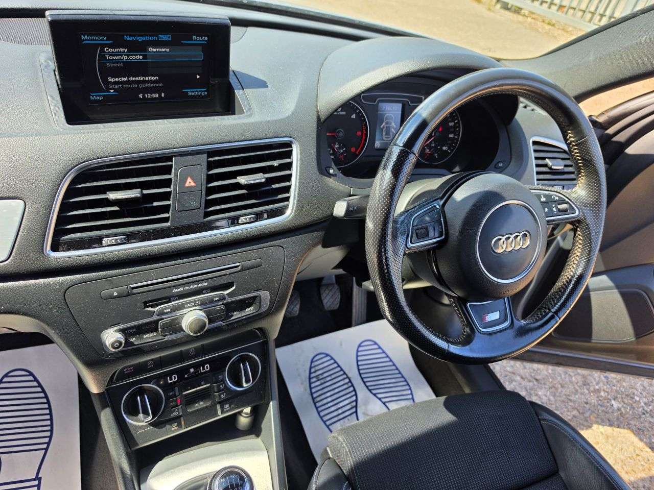 2016 AUDI Q3 2016 AUDI Q3