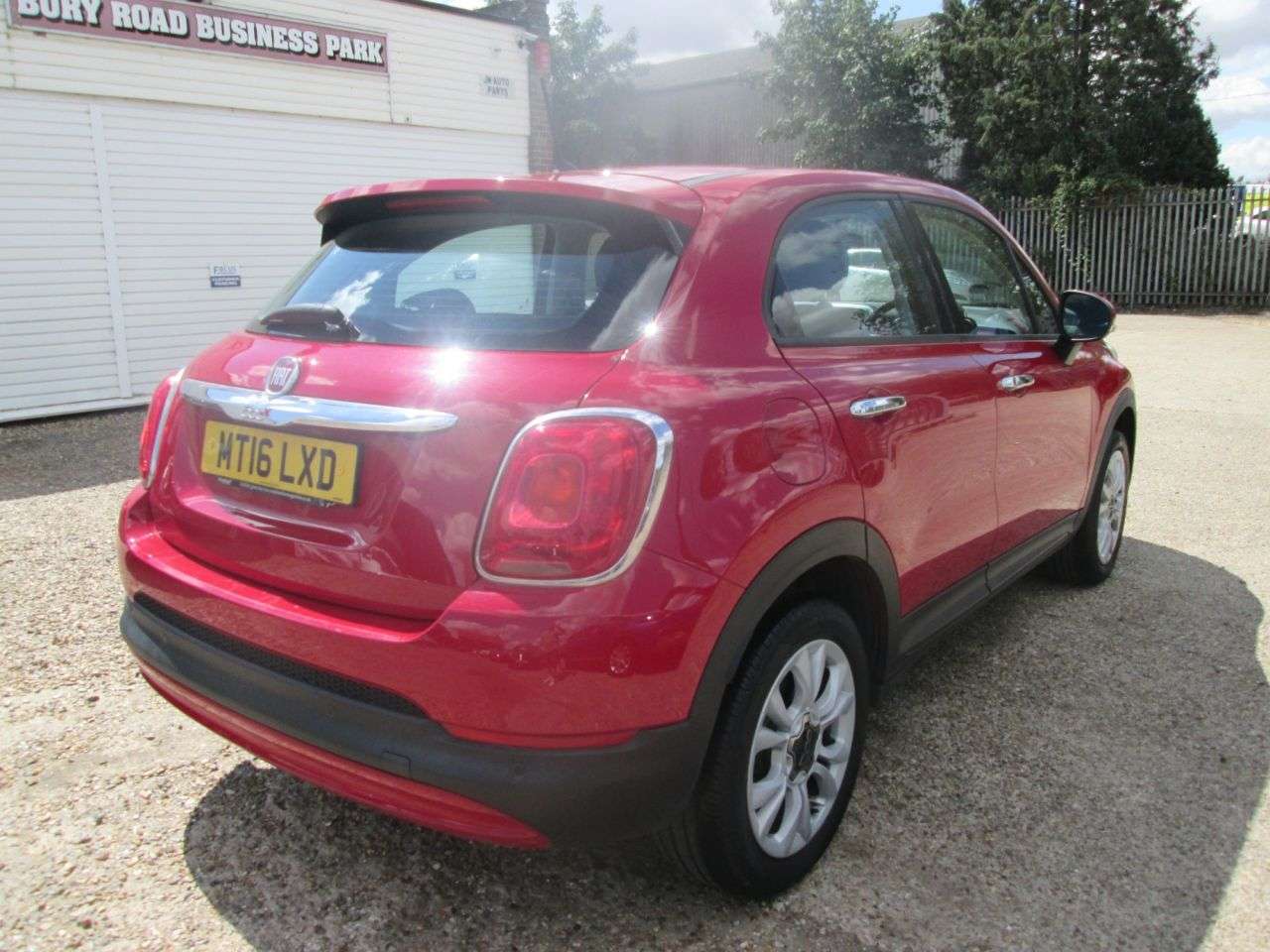 A 2016 FIAT 500X 1.6 E-Torq Pop Star SUV 5dr Petrol Manual Euro 6 (110 ps) NAVIGATION + CLIM A 2016 FIAT 500X 1.6 E-Torq Pop Star SUV 5dr Petrol Manual Euro 6 (110 ps) NAVIGATION + CLIM