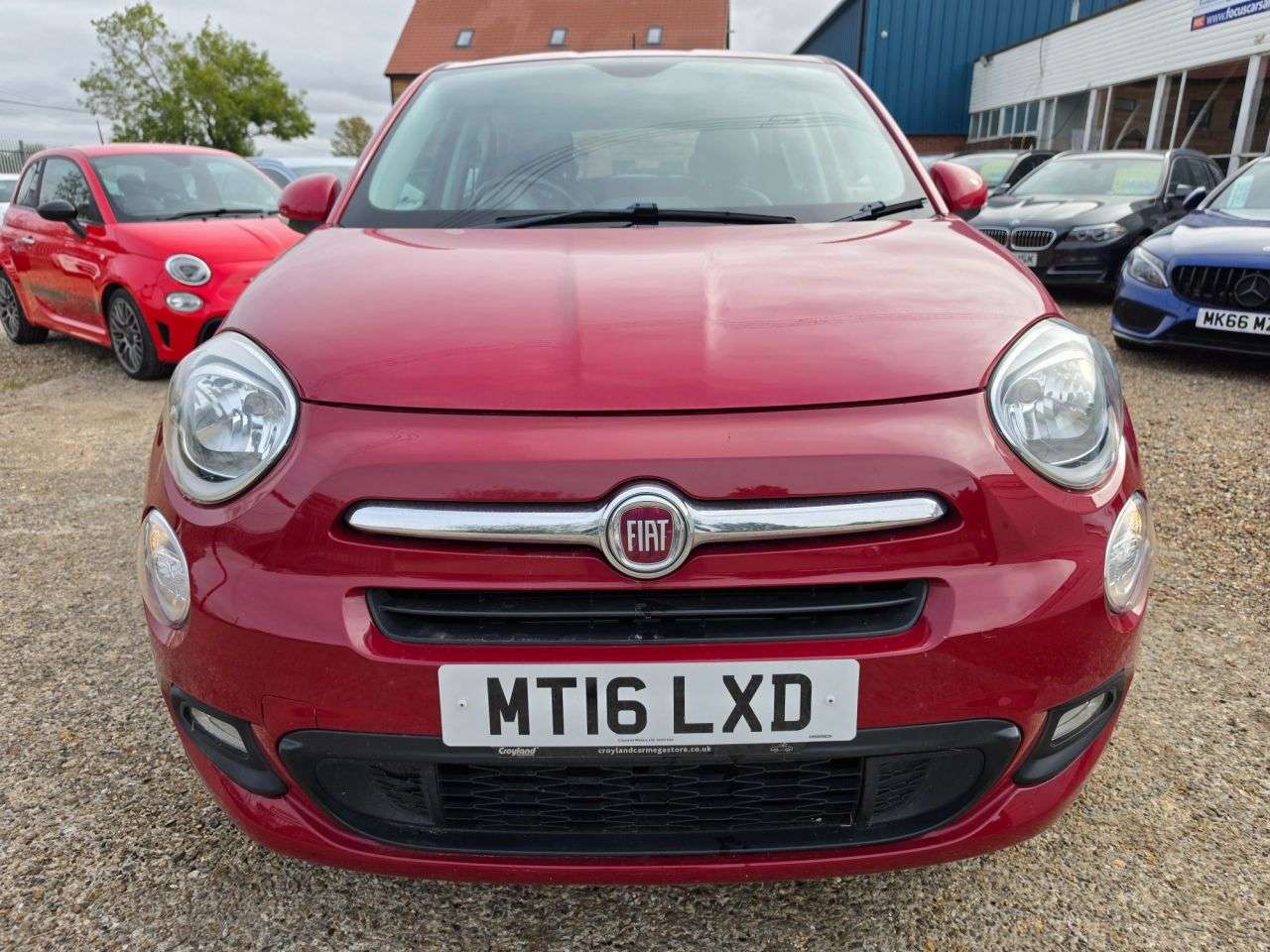 A 2016 FIAT 500X 1.6 E-Torq Pop Star SUV 5dr Petrol Manual Euro 6 (110 ps) NAVIGATION + CLIM A 2016 FIAT 500X 1.6 E-Torq Pop Star SUV 5dr Petrol Manual Euro 6 (110 ps) NAVIGATION + CLIM