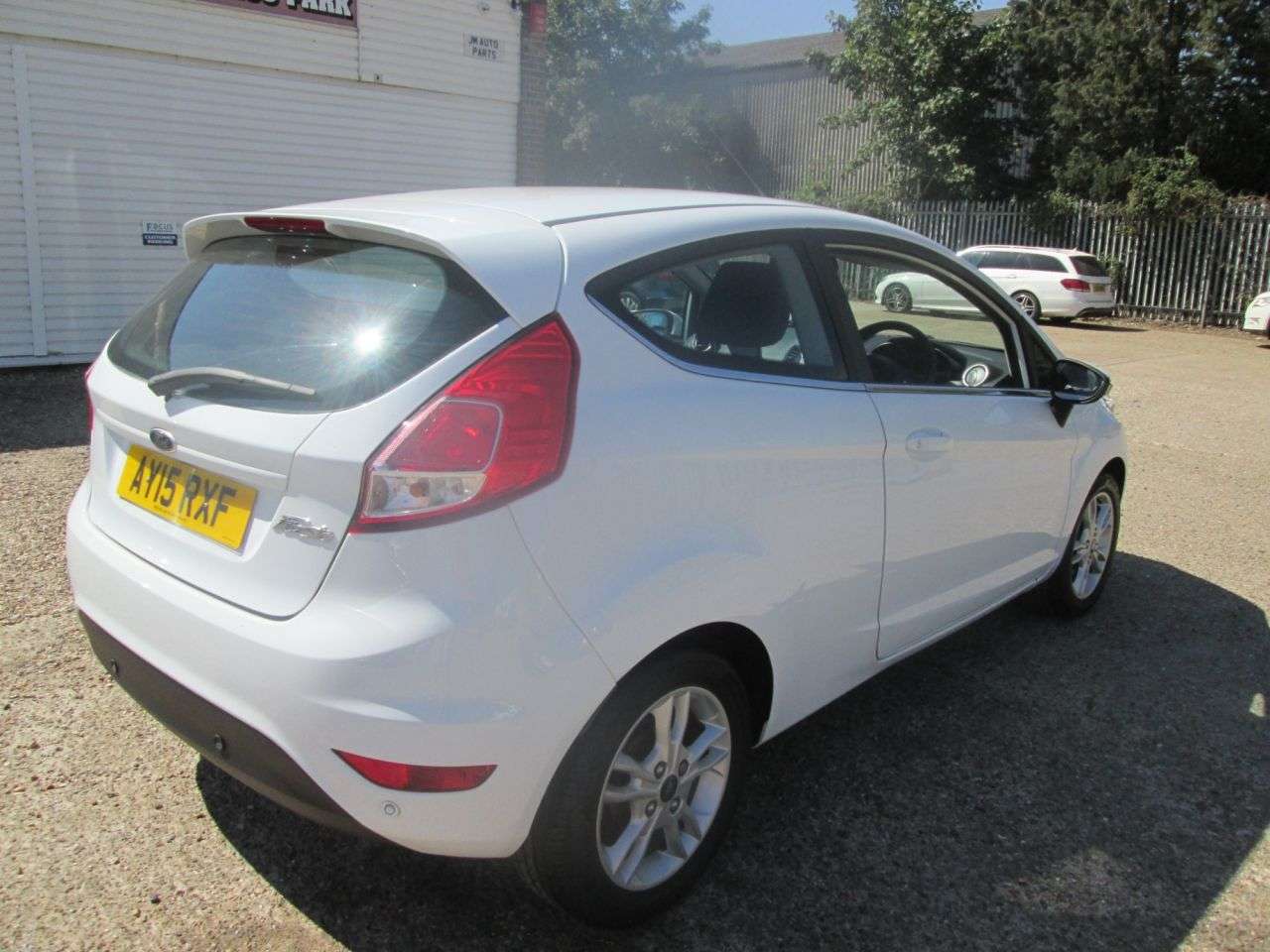 A 2015 FORD FIESTA 1.25 Zetec Hatchback 3dr Petrol Manual Euro 5 (82 ps) BLUE TOOTH AIRCON ALL A 2015 FORD FIESTA 1.25 Zetec Hatchback 3dr Petrol Manual Euro 5 (82 ps) BLUE TOOTH AIRCON ALL