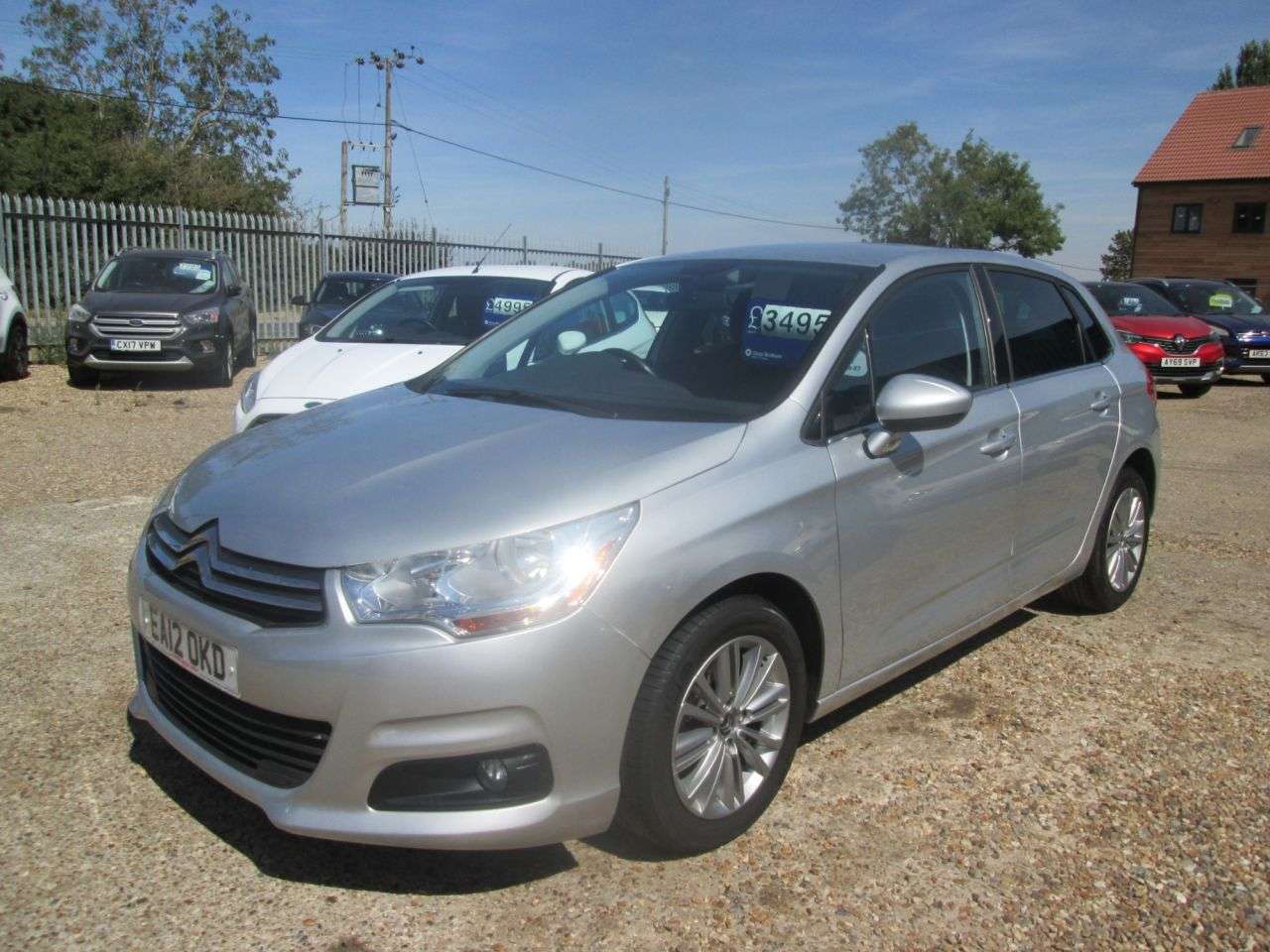 A 2012 CITROEN C4 1.6 VTi VTR+ Hatchback 5dr Petrol Manual Euro 5 (120 ps) CRUISE , ALLOYS AI A 2012 CITROEN C4 1.6 VTi VTR+ Hatchback 5dr Petrol Manual Euro 5 (120 ps) CRUISE , ALLOYS AI