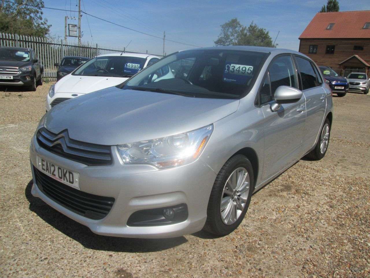 A 2012 CITROEN C4 1.6 VTi VTR+ Hatchback 5dr Petrol Manual Euro 5 (120 ps) CRUISE , ALLOYS AI A 2012 CITROEN C4 1.6 VTi VTR+ Hatchback 5dr Petrol Manual Euro 5 (120 ps) CRUISE , ALLOYS AI