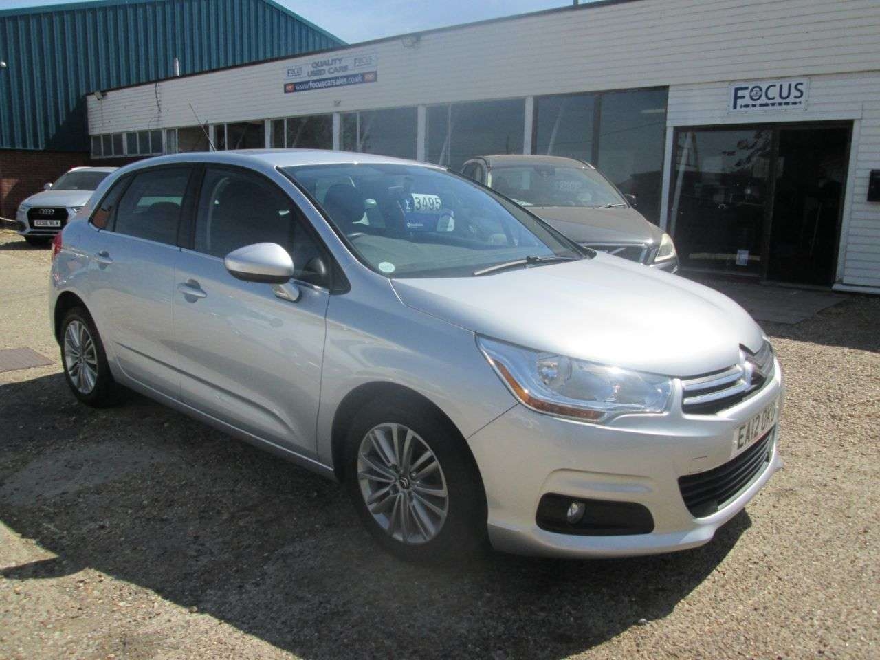 A 2012 CITROEN C4 1.6 VTi VTR+ Hatchback 5dr Petrol Manual Euro 5 (120 ps) CRUISE , ALLOYS AI A 2012 CITROEN C4 1.6 VTi VTR+ Hatchback 5dr Petrol Manual Euro 5 (120 ps) CRUISE , ALLOYS AI